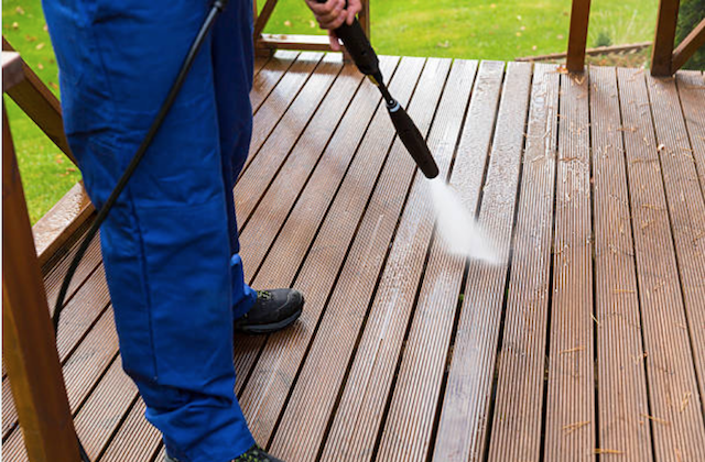 deck cleaning